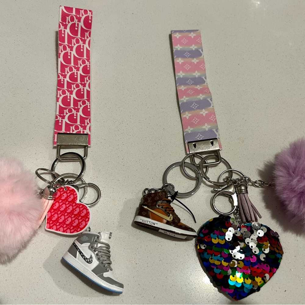 Keychains - Picture 4 of 12